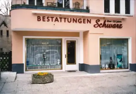 Foto von Bestattungen Schwarz Hermsdorf