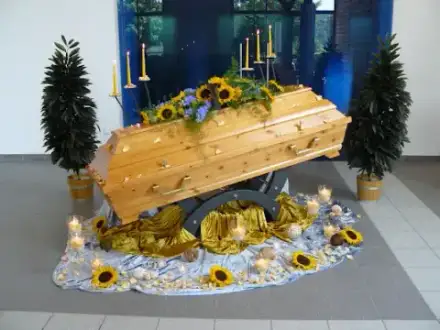 Foto von Bestattungen & Trauerbegleitung Diehl-Roth