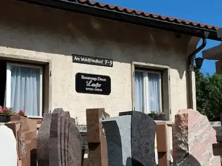 Foto von Bestattungs-Dienst Laufer GmbH