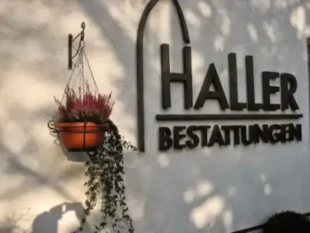 Foto von Bestattungshaus Haller - Stuttgart Rot