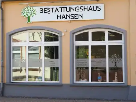 Foto von Bestattungshaus Hansen - Erdbestattung - Seebestattung - Feuerbestattung - Naturbestattung