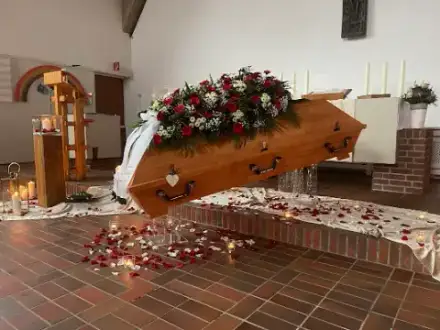 Foto von Bestattungshaus Rix - Haupthaus in Henstedt