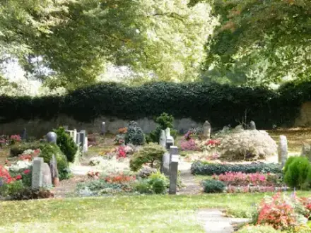 Foto von Bestattungsinstitut Stuttgart - Phoenix Bestattungen - Ihr Bestatter mit Herz in Stuttgart!