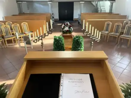 Foto von Einfühlsame Trauerreden - Stefanie Frädrich