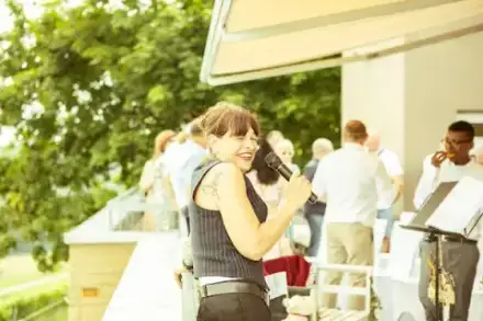Foto von Freie Rednerin Maike Endresz Trauer & Hochzeit