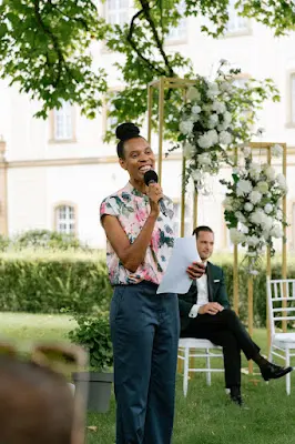Foto von Freie Rednerin (ZFR) - Tonia Heyckendorf (Trauerfeiern, Freie Trauung und Kinderwillkommensfest)