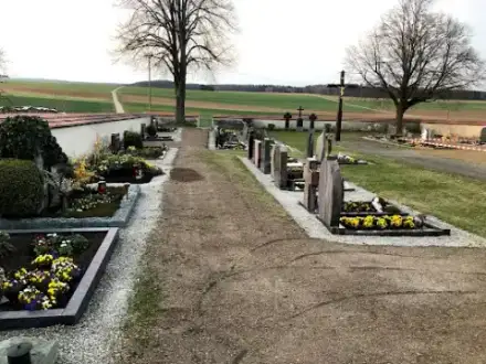 Foto von Friedhof Hausen