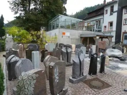 Foto von FRIES Bestattungen l Grabmale | Betriebsstätte Hornberg