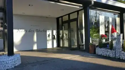 Foto von Haus Des Abschieds Linden