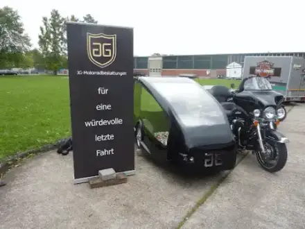 Foto von JG-Motorradbestattungen