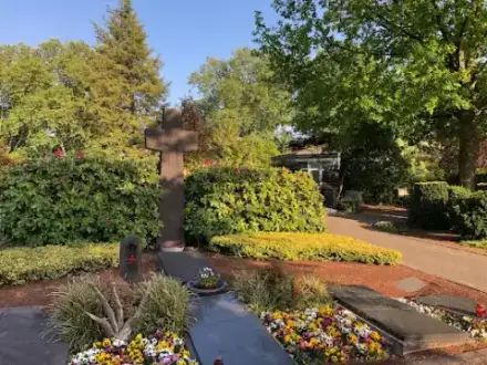 Foto von Kath. Pfarrfriedhof "Rosenhügel"