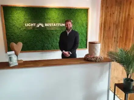 Foto von Licht Bestattungen