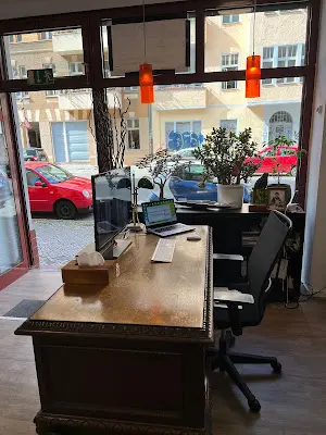 Foto von Markaz Funeral Service Berlin Internationale Bestattungen & Überführungen weltweit Funeral home