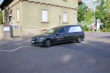 Foto von Pieta Bestattungsinstitut Bestatter in Remseck-Aldingen & Umgebung