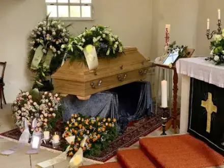 Foto von Roßmann Bestattungen Berga