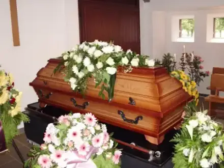 Foto von Westphal Bestattungen Goldberg Ihr Bestatter des Vertrauens